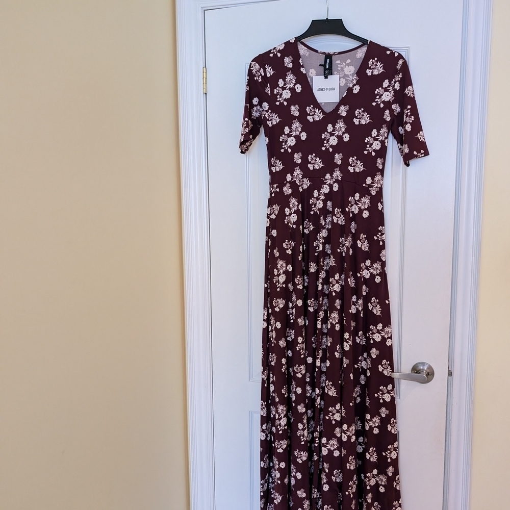 Agnes And Dora Floral Maxi Dress - Burgundy and White Size Small